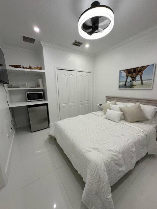Lovers Cove Tamiami Ngoại thất bức ảnh