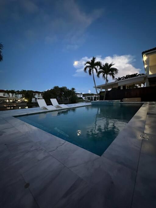 Lovers Cove Tamiami Ngoại thất bức ảnh