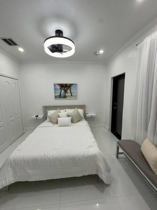 Lovers Cove Tamiami Ngoại thất bức ảnh